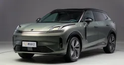Lynk & Co 08 Generation 1