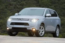 Mitsubishi Outlander Generation 3 (facelift 2014)