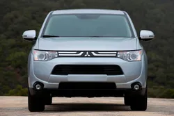 Mitsubishi Outlander Generation 3