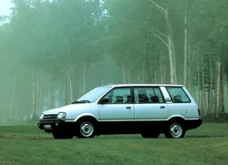 Mitsubishi Space Wagon Typ D00