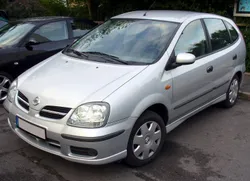 Nissan Almera Tino V10