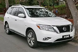 Nissan Pathfinder R52