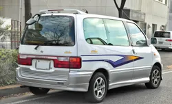 Nissan Serena C23