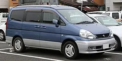 Nissan Serena C24 (facelift 2001)