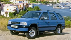 Opel Frontera A