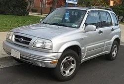 Suzuki Grand Vitara Generation 1