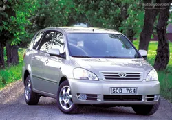Toyota Avensis Verso Generation 1 (facelift 2001)
