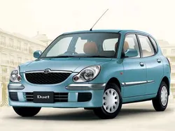 Toyota Duet Generation 1 (facelift 2001)