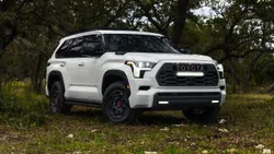 Toyota Sequoia Generation 3