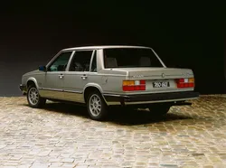 Volvo 760 Generation 1