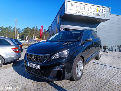 Peugeot 3008 1.5 BlueHDi Active