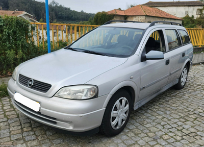 Opel Astra Club c/ AC 2001