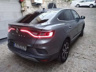 Renault Arkana 1.6 E-Tech Hybrid + Garantia + Manutenção