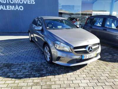 Mercedes-Benz Classe A A 180 d Urban