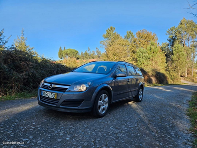 Opel Astra sedan