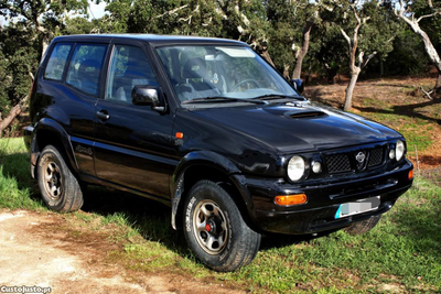 Nissan Terrano sr