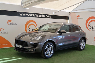 Porsche Macan S