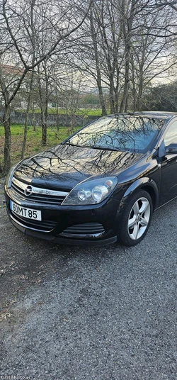 Opel Astra GTC 1.7