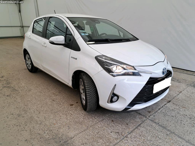 Toyota Yaris 1.5 HSD Active