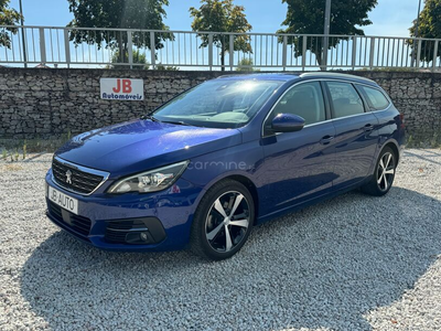 Peugeot 308 1.5 BlueHDi Allure EAT8