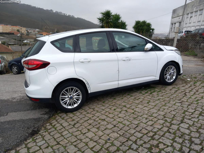 Ford C-Max 1.0 Ecoboost