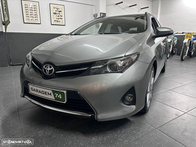 Toyota Auris Touring Sports 1.4 D-4D Exclusive