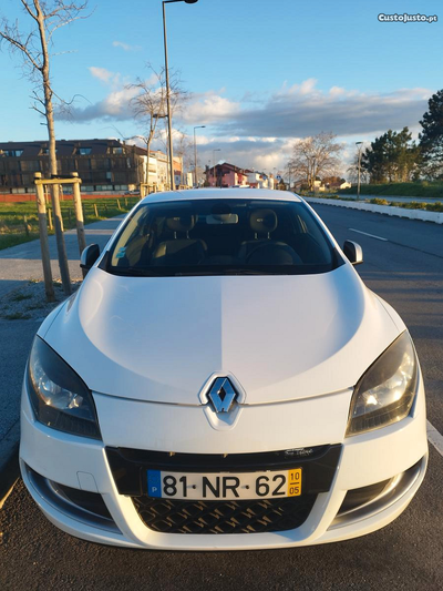 Renault Mégane III Coupe 1.5dCi 110cv GT-Line