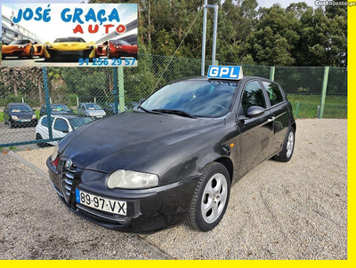 Alfa Romeo 147 1.6i 16v 120cv a GPL 200.000km 01/2004