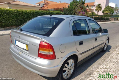 Opel Astra 1.2