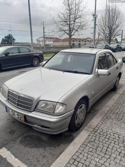 Mercedes-Benz C 220 D ( 202 121 )