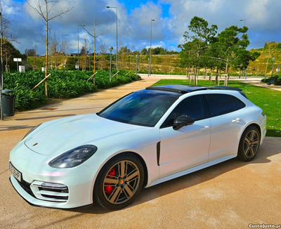 Porsche Panamera Sport Turismo 4S E-Hybrid