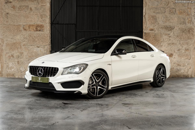 Mercedes-Benz CLA 45 AMG 4-MATIC