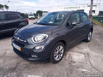 Fiat 500X 1.3 MJ LOUNGE S&S 95 CV COM GARANTIA