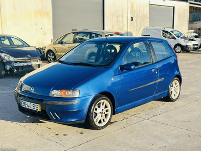 Fiat Punto Motor HGT 1800 de 2001