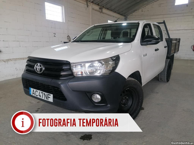 Toyota Hilux 2.4 D-4D 4x4 CD CM 5Lug 150cv