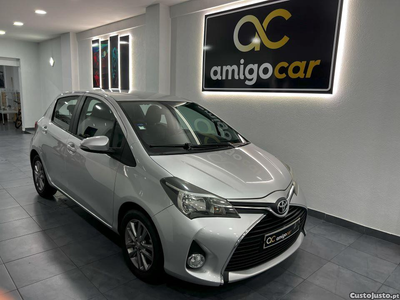 Toyota Yaris 1.0 VVT-i Comfort+Pack Style+Pack Techno+Navi