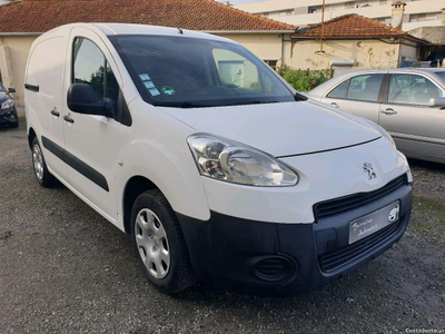 Peugeot Partner 1.6 HDI, 176500 Kms, 2 lugares