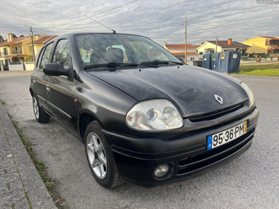 Renault Clio 1.2