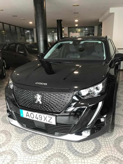 Peugeot 2008 1.5 BlueHDi, Cx. A., 130 CV