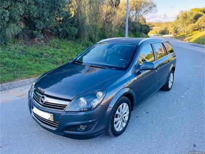 Opel Astra 1.7CDTi Cosmo