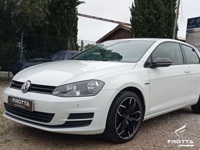 Volkswagen Golf 1.6 TDi Highline