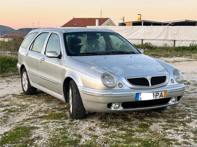 Lancia Lybra SW 1.6 i 16v