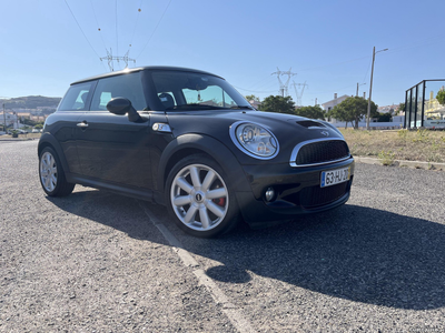 MINI Cooper Cooper S