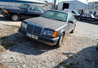 Mercedes-Benz 230 Coupe