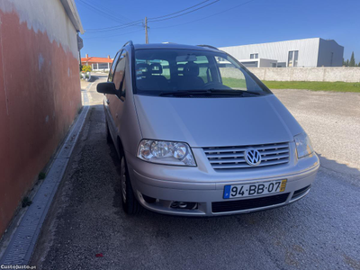 VW Sharan (7M)