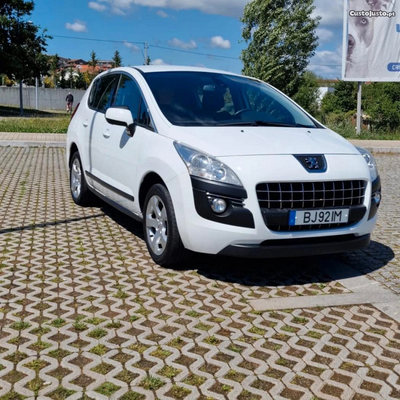 Peugeot 3008 E-HDI 2-TRONIC AUTOMATICO