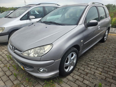 Peugeot 206 1.4 SW a GPL