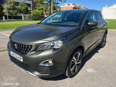 Peugeot 3008 1.5 BlueHDi Allure