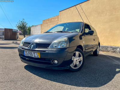 Renault Clio 1.5 DCI 80cv