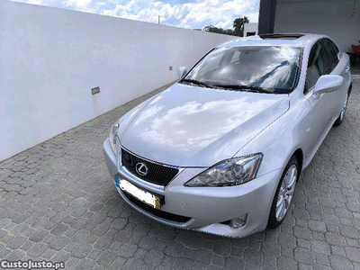 Lexus IS 220 sport